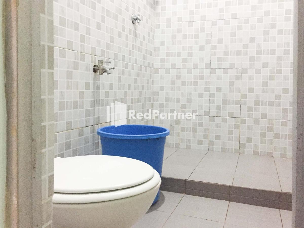 Wisma Andini Palopo Redpartner Extérieur photo